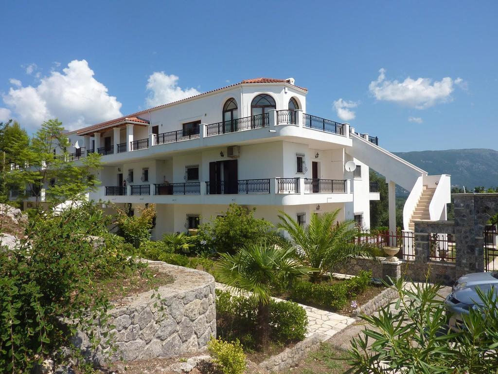 Marialice Apartment Dassia  Exterior foto