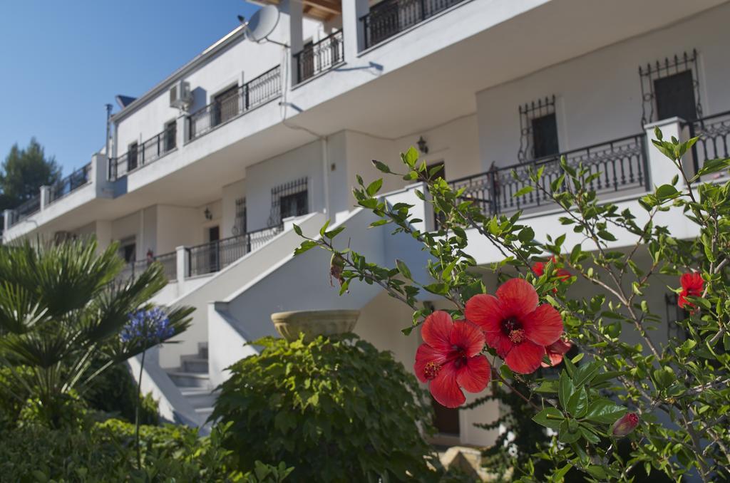 Marialice Apartment Dassia  Exterior foto